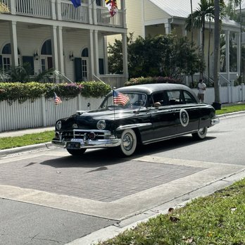 Truman Little White House - Museums Near Me - Key West, Florida