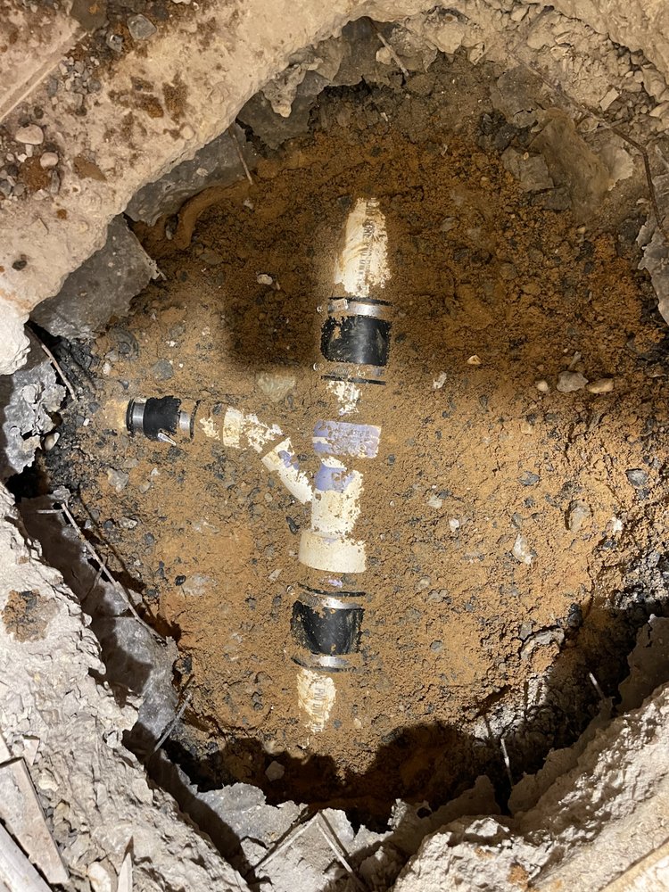 Slide of Clogrooter Services