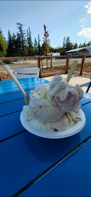 Lopez Island Creamery by null