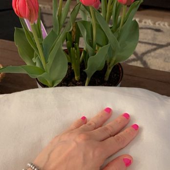 Donna Nails - Manicure - Nail Salons Near Me - Columbia, South Carolina