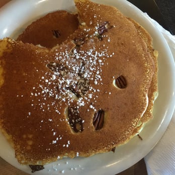 Eggs Up Grill - Gluten friendly pancakes with pecans - Breakfast & Brunch Near Me - Myrtle Beach, South Carolina