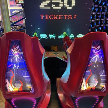 Main Event Olathe - Video games - Arcades Near Me - Olathe, Kansas