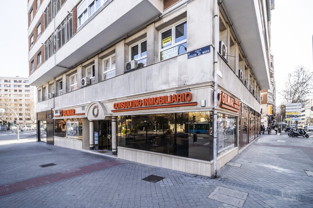 GILMAR LÓPEZ DE HOYOS Request Information Calle de López de Hoyos