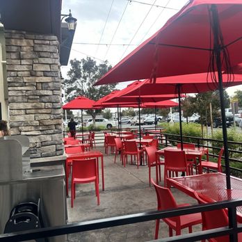 Dave's Hot Chicken - Outside seating - Chicken Shop Near Me - Brentwood, California Dave's Hot Chicken - Outside seating - Chicken Shop Near Me - Brentwood, California