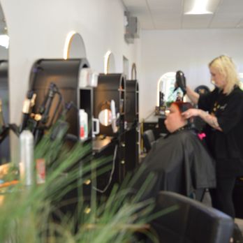 Elegante Details - Hair Salons Near Me - White Oak, Pennsylvania Elegante Details - Hair Salons Near Me - White Oak, Pennsylvania