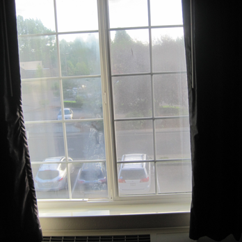 Quality Suites - These windows are disgusting! - Hotels Near Me - Keizer, Oregon Quality Suites - These windows are disgusting! - Hotels Near Me - Keizer, Oregon