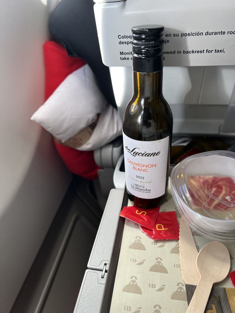 IBERIA 1 Saarinen Cir, Dulles, Virginia Airlines Phone Number Yelp