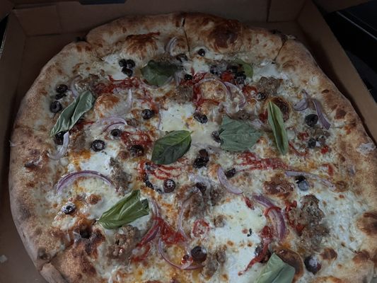Palm Pizza by null