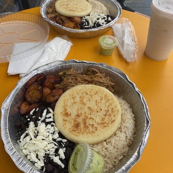 Arepittas - Pabellon Criollo with Cilantro Sauce and Chicha Criolla - Venezuelan Near Me - Pittsburgh, Pennsylvania