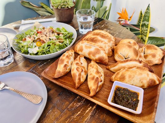Buena Onda Empanadas | Restaurant • Catering • Events by null