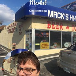Mack's Highway Market