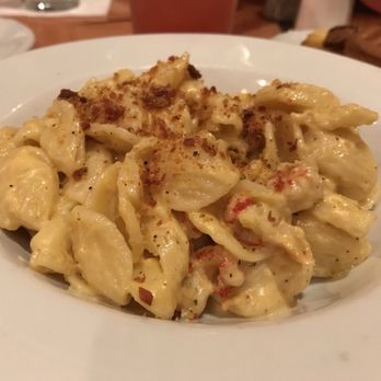 Boatwright's Dining Hall - Crawfish Mac & Cheese - split portion - Cajun/Creole Near Me - Lake Buena Vista, Florida