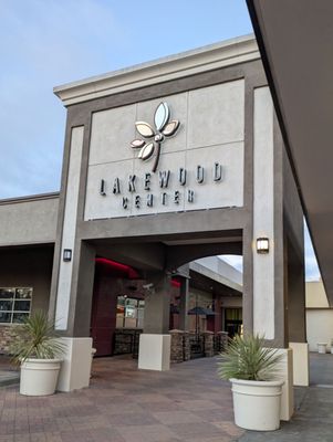 500 Lakewood Ctr Mall by null