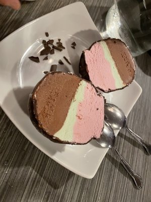 Cafe Jordano by null