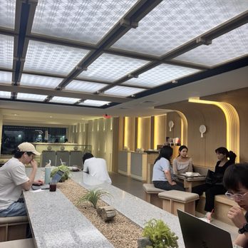 Seoul Sweets - ambiance - Desserts Near Me - New York, New York Seoul Sweets - ambiance - Desserts Near Me - New York, New York