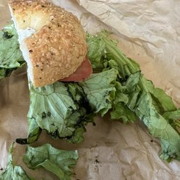 Bad lettuce. Bad lettuce.