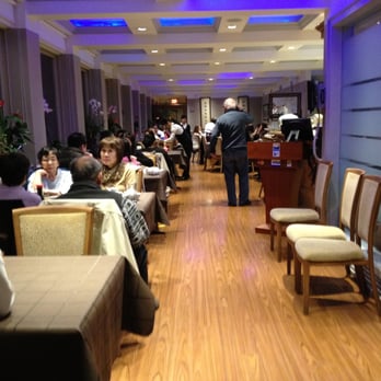 Burnaby Palace Restaurant - Dining area~ - Chinese Near Me - Burnaby, British Columbia