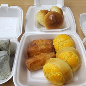 Ocean Island - Nor mai gai, spring rolls, pineapple buns, siu mai and baked cha siu baos at the top! Yum - Dim Sum Near Me - Monterey Park, California Ocean Island - Nor mai gai, spring rolls, pineapple buns, siu mai and baked cha siu baos at the top! Yum - Dim Sum Near Me - Monterey Park, California