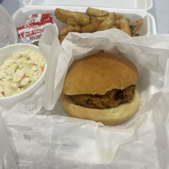 Lee's Restaurant - Crab cake sandwich fries and coleslaw - American Near Me - Kilmarnock, Virginia