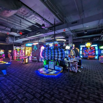 Dave & Buster's Bellevue - Arcades Near Me - Bellevue, Washington