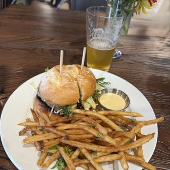 Primal House - Burger, fries, and beer - Breweries Near Me - Paso Robles, California Primal House - Burger, fries, and beer - Breweries Near Me - Paso Robles, California