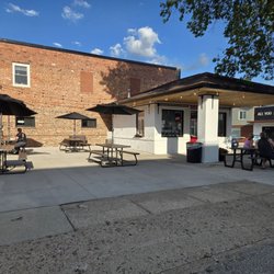 The Filling Station - Cute ice cream shop
