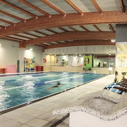 Dir Gracia - Piscina interior de 20 x 8 metros - DiR Gracia