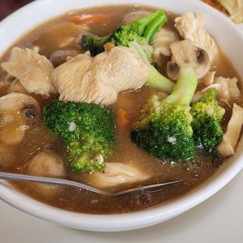 Pad Thai Cuisine - Lad Na. - Thai Near Me - Castro Valley, California
