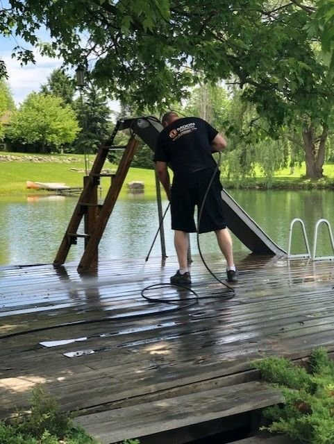 Slide of R E Moon Services