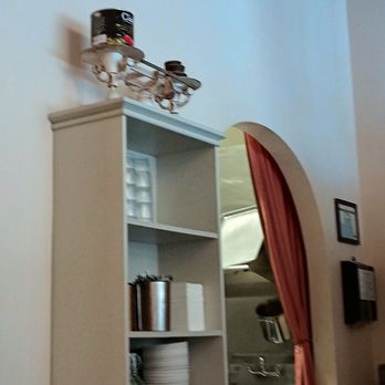Grana - A bright, comfortable space - Pizza Near Me - Portland, Oregon