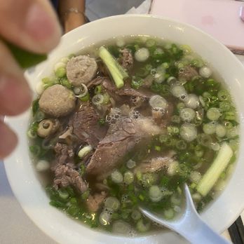 Com Tam Thien Huong - Vietnamese Near Me - Sacramento, California Com Tam Thien Huong - Vietnamese Near Me - Sacramento, California