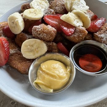 Willow & Whisk - French Toast Fritters - Breakfast & Brunch Near Me - Wyckoff, New Jersey Willow & Whisk - French Toast Fritters - Breakfast & Brunch Near Me - Wyckoff, New Jersey