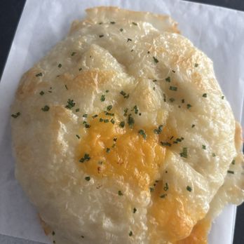Nathaniel Reid Bakery - Cheesy focaccia - Bakeries Near Me - Saint Louis, Missouri Nathaniel Reid Bakery - Cheesy focaccia - Bakeries Near Me - Saint Louis, Missouri