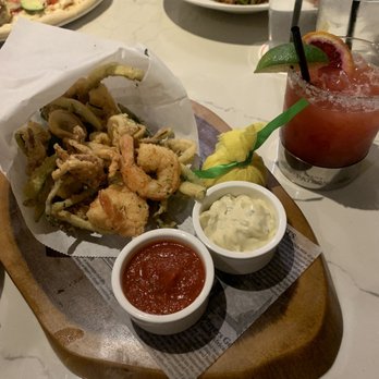 Taverna - Pizza Near Me - Plano, Texas
