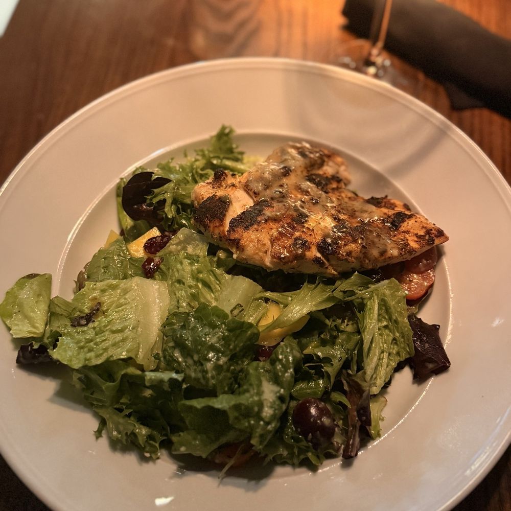 CIRCA at Navy Yard - Blackened Chicken Mango - American Near Me - Washington, DC, District of Columbia