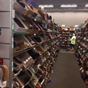 Nordstrom Rack - Shoe Stores Near Me - Bound Brook, New Jersey