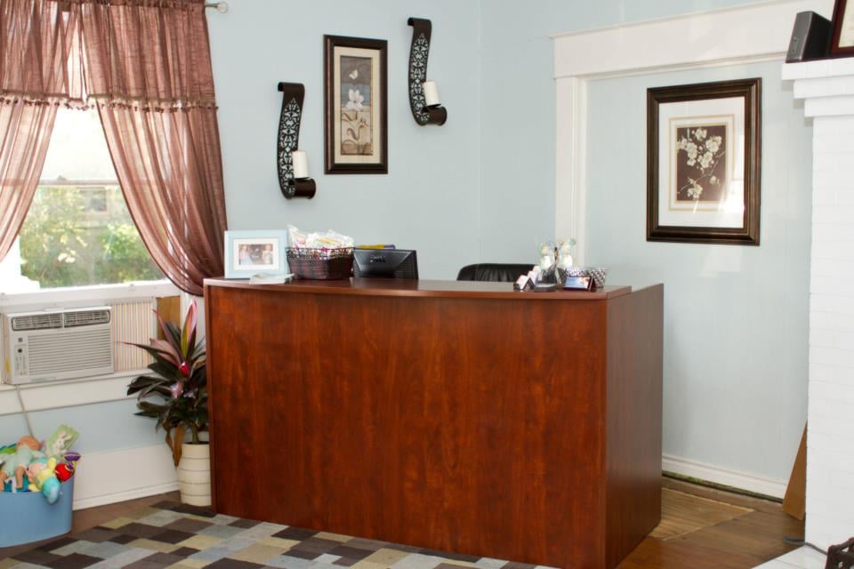 EDENWAY BIRTH CENTER Updated September 2024 805 N Main St, Cleburne