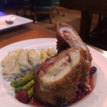 Smitty's Study Pub - Chicken roulade - Pubs Near Me - Madison, Wisconsin