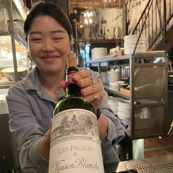 Bouche - Hannah, the best waiter! - French Near Me - San Francisco, California Bouche - Hannah, the best waiter! - French Near Me - San Francisco, California