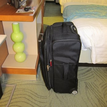 Amerisuites - Difficult to get larger luggage through to the walk-in closet. - Hotels Near Me - Flagstaff, Arizona Amerisuites - Difficult to get larger luggage through to the walk-in closet. - Hotels Near Me - Flagstaff, Arizona