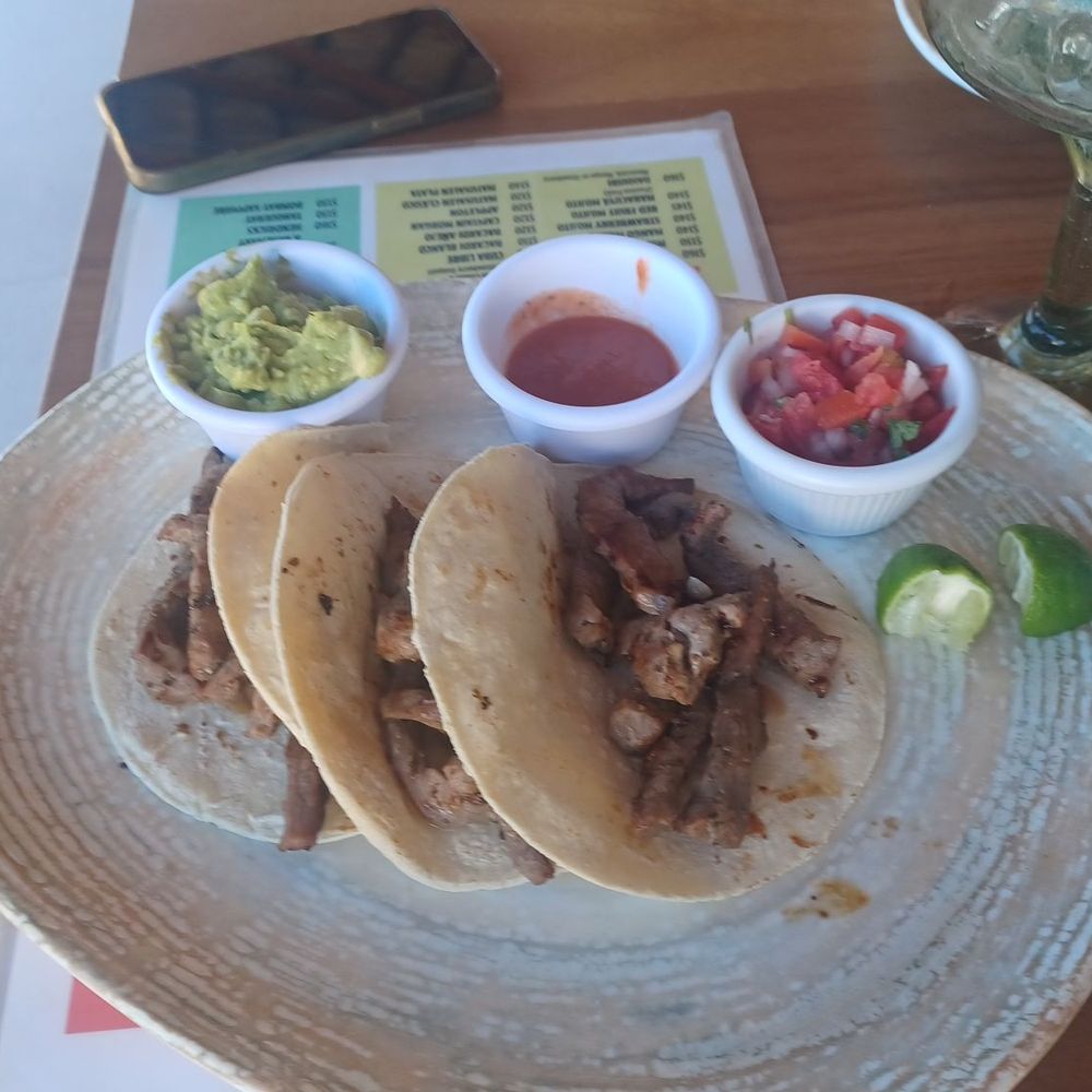 La Playa - Asada tacos - Tiki Bars Near Me - Los Barriles, BCS