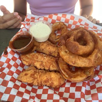 Cold Spring Tavern - Kids chicken strips and onion rings - American Near Me - Santa Barbara, California