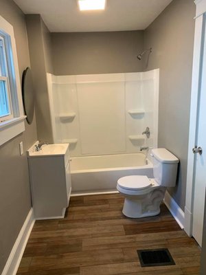 Serenity Home Improvements Logo