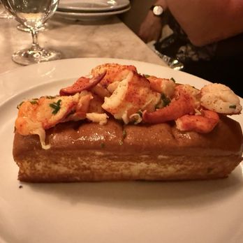 RH Ocean Grill at RH Newport Beach - Lobster roll - Seafood Near Me - Newport Beach, California RH Ocean Grill at RH Newport Beach - Lobster roll - Seafood Near Me - Newport Beach, California