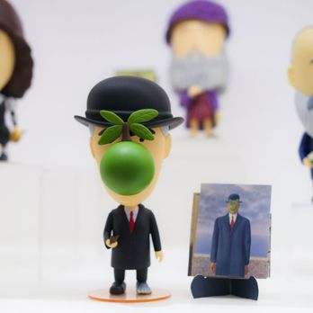 Musart - Magritte figurine - Art Museums Near Me - Miami, Florida Musart - Magritte figurine - Art Museums Near Me - Miami, Florida