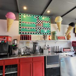 Dutch Mill Diner