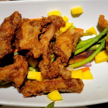 Bamboo Penny's - Mango Duck - Thai Near Me - Leawood, Kansas