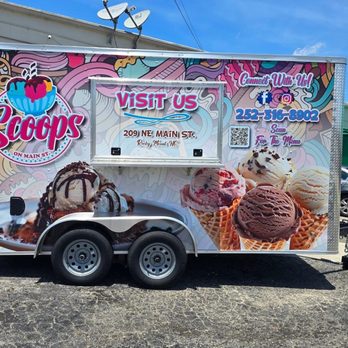 Scoops On Main - iScoop's Ice cream Trailer - Ice Cream & Frozen Yogurt Near Me - Rocky Mount, North Carolina