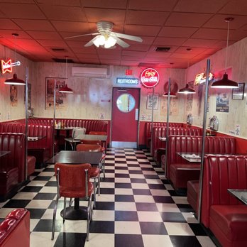 Busy Bee Cafe - Diners Near Me - Ventura, California Busy Bee Cafe - Diners Near Me - Ventura, California