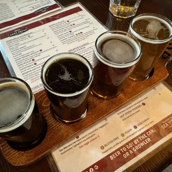 Howe Sound Inn & Brewing Co. - Flight of beer~ - Brewpubs Near Me - Squamish, British Columbia